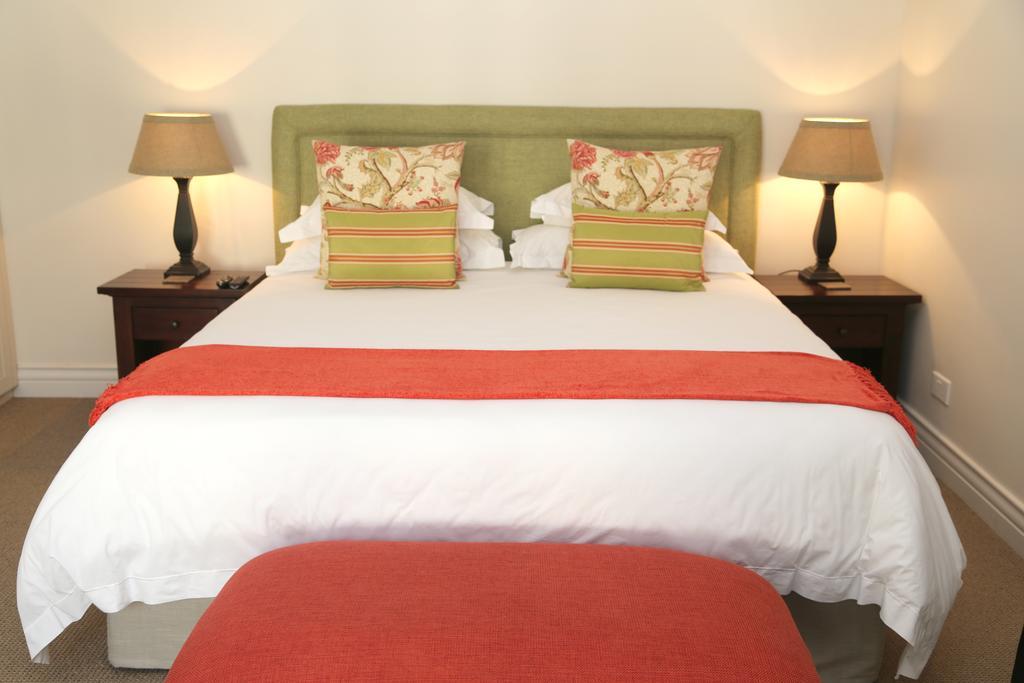 Kingsmead Guest House Harare Zimmer foto
